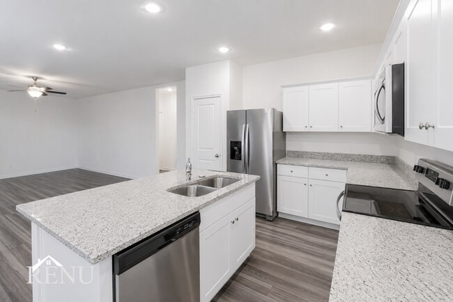 Building Photo - 6124 Harrah Ln