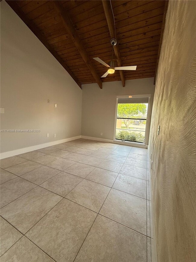 Building Photo - 2312 SW 81st Ave
