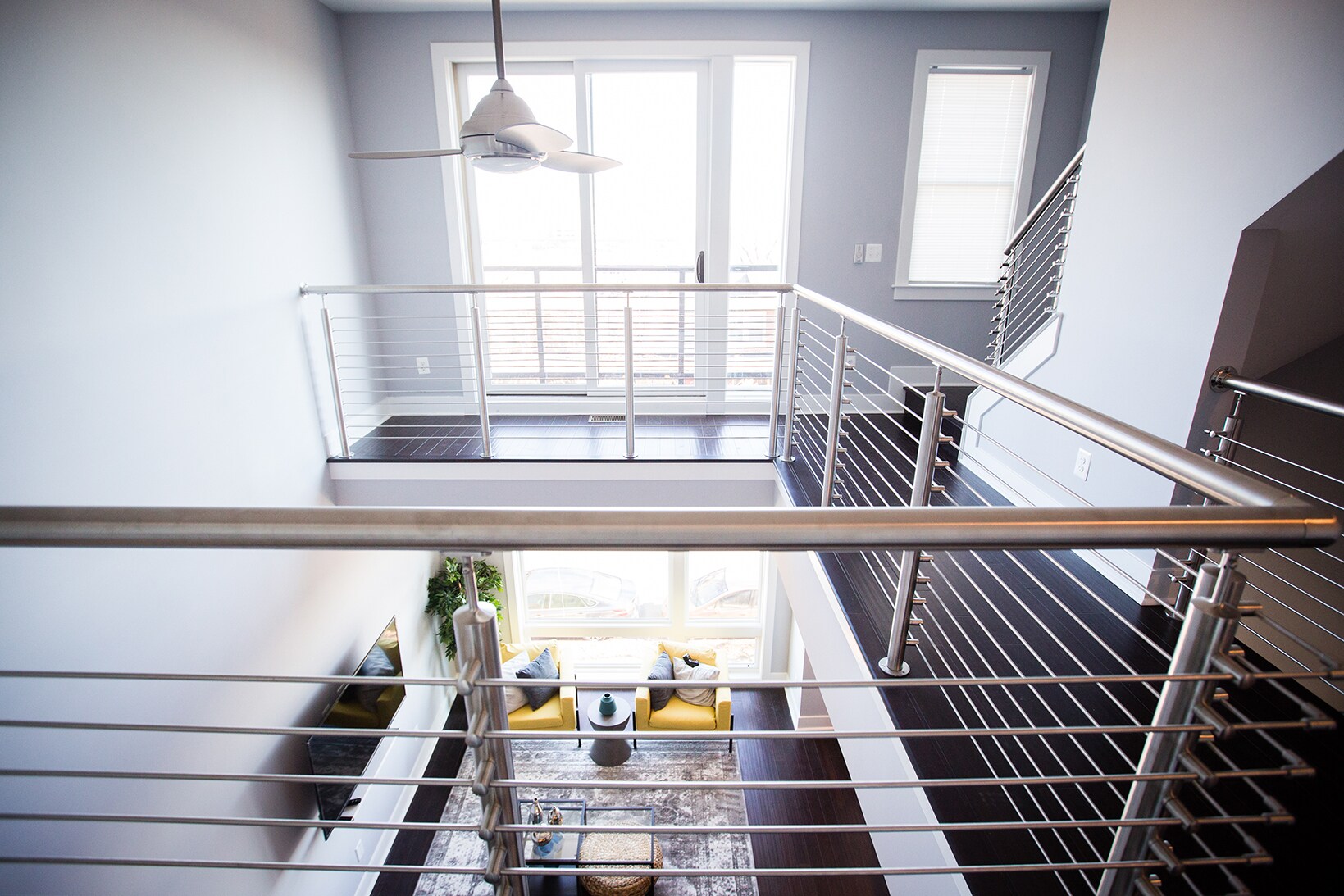 Building Photo - 2122 3rd St NE