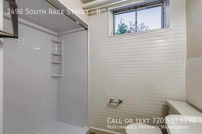 Building Photo - 2490 S Race St