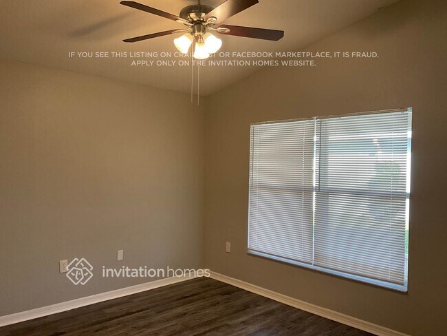 Building Photo - 4140 Moonraker