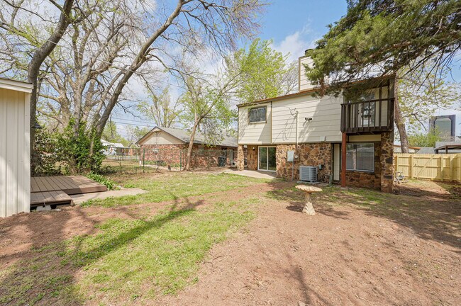 Building Photo - 1626 NW 45th St