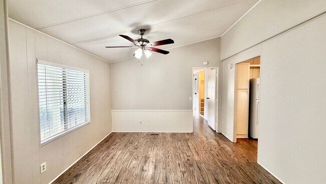 Building Photo - 33259 Homestead Ln