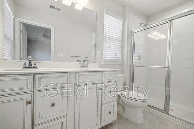 Building Photo - 1101 Rampart Dr