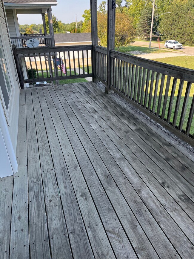 Building Photo - 1820 S 13th Ave E