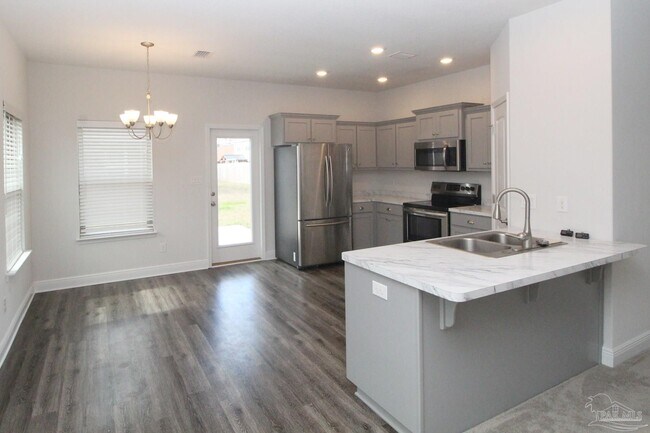 Building Photo - 3865 Sandspur Ln