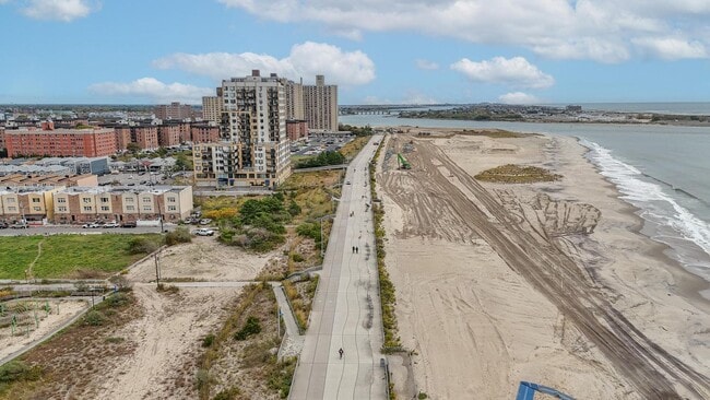 Building Photo - 1-24 Beach 27th St