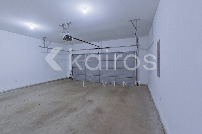 Building Photo - 14687 Griffin St