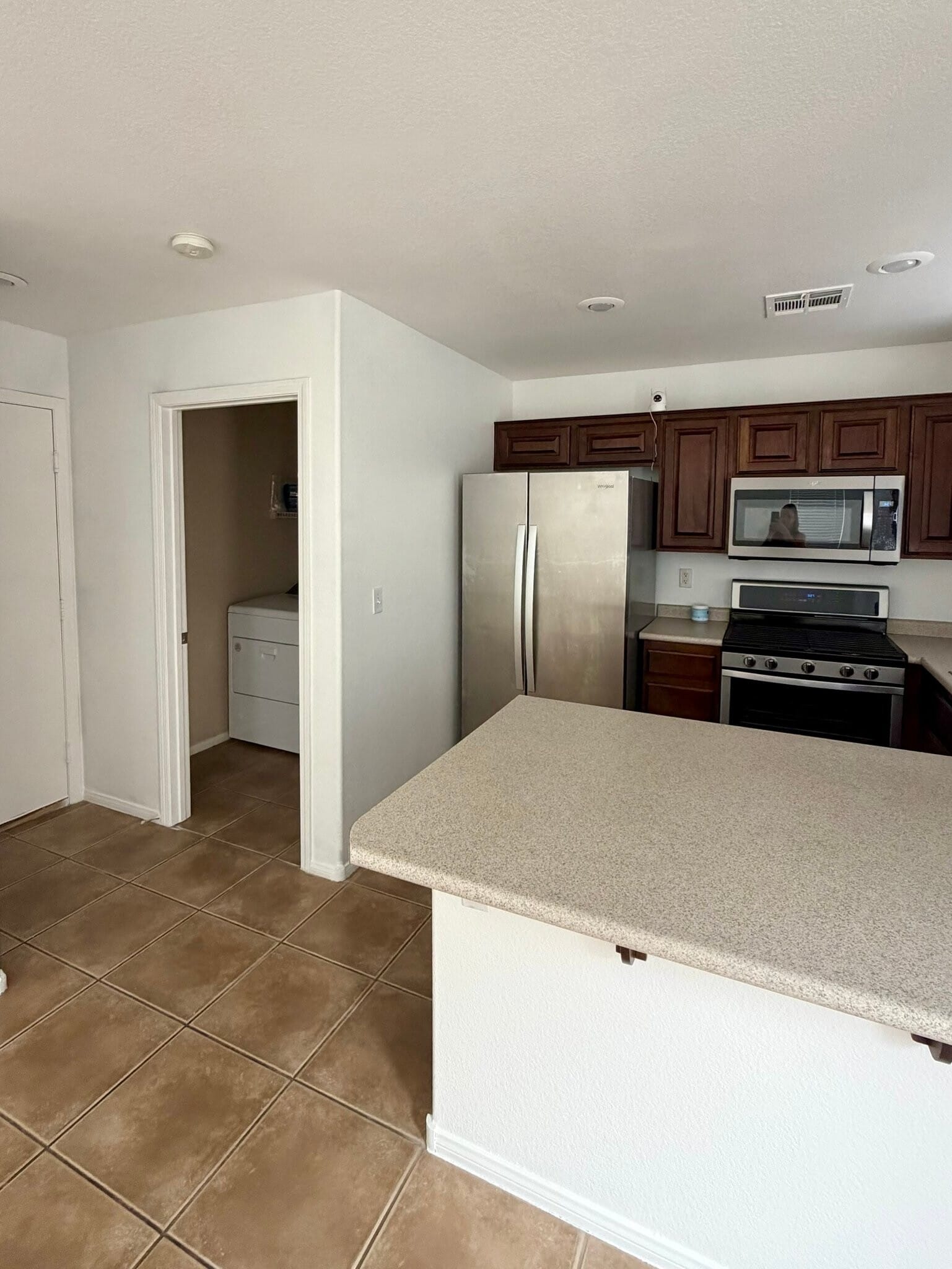 Building Photo - 5013 Tioga Pass Ave