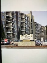 Building Photo - 1550 Worcester Rd