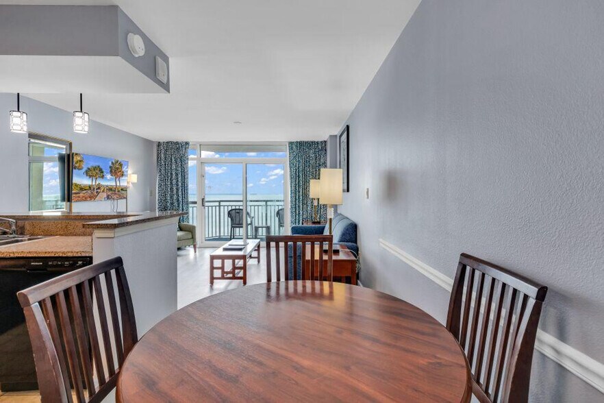 Building Photo - 5200 N Ocean Blvd