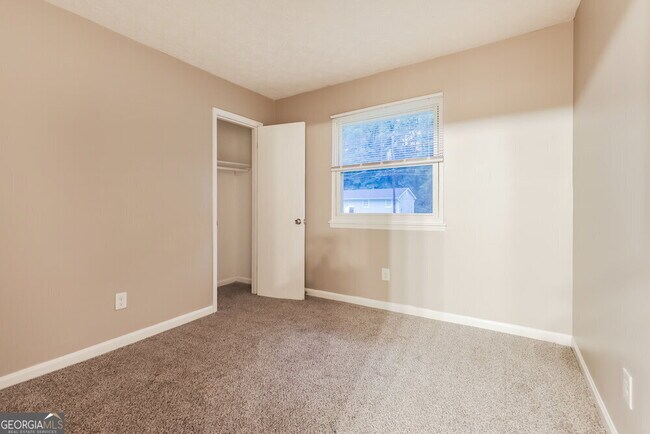 Building Photo - 3560 Satellite Blvd