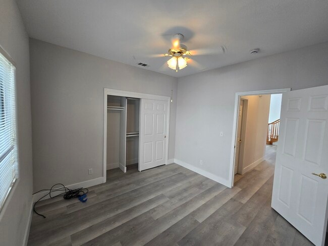 Building Photo - 1842 Loma Linda Cir