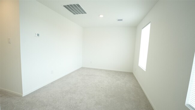 Building Photo - 28507 Texas Sparrow Ln