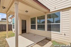 Building Photo - 756 Guna Dr