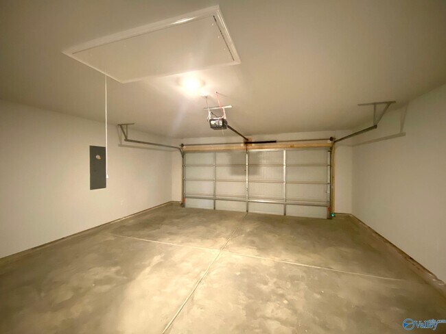 Building Photo - 155 Murphy Ln