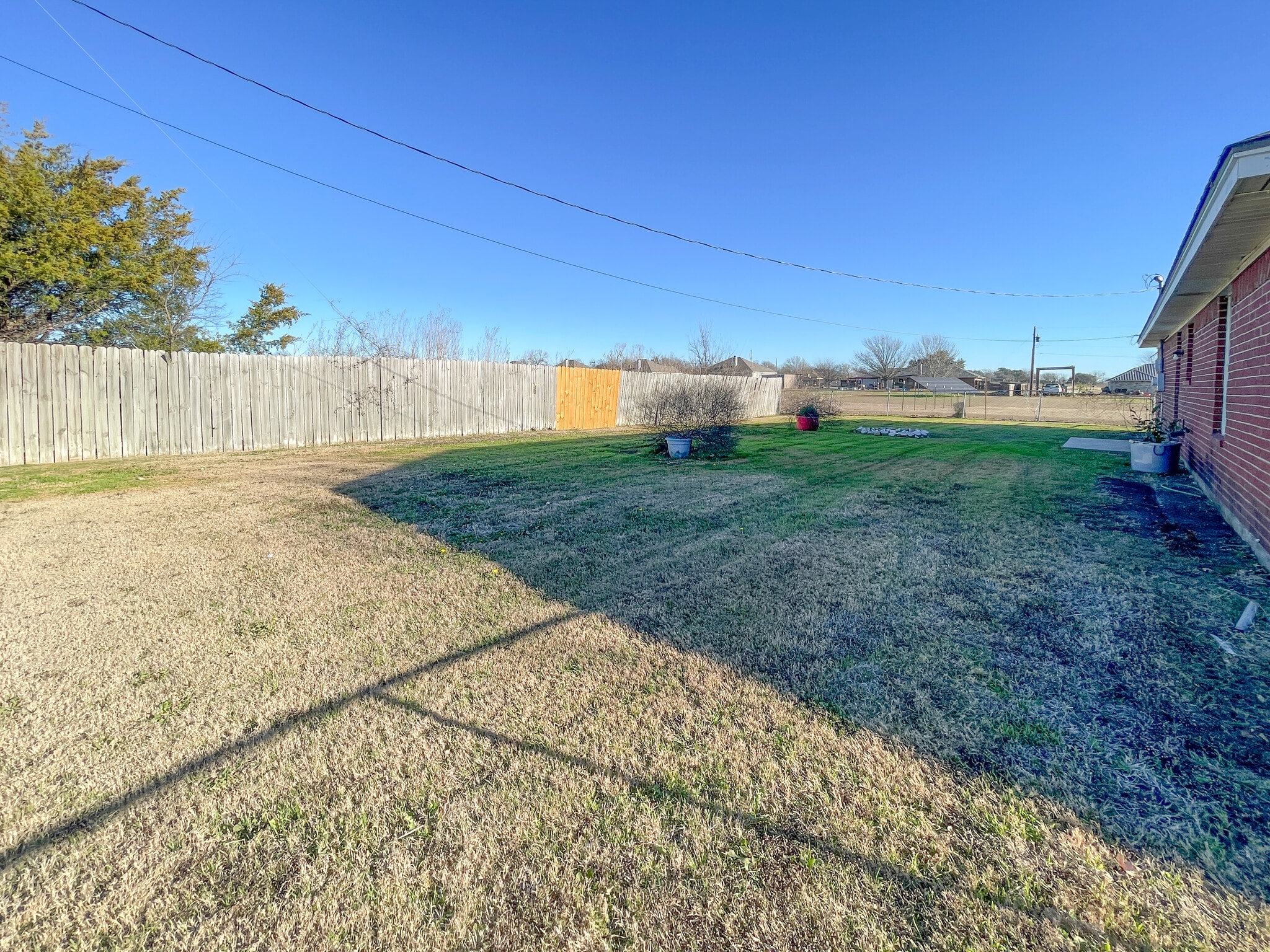 Building Photo - 175 Spring Water Ln