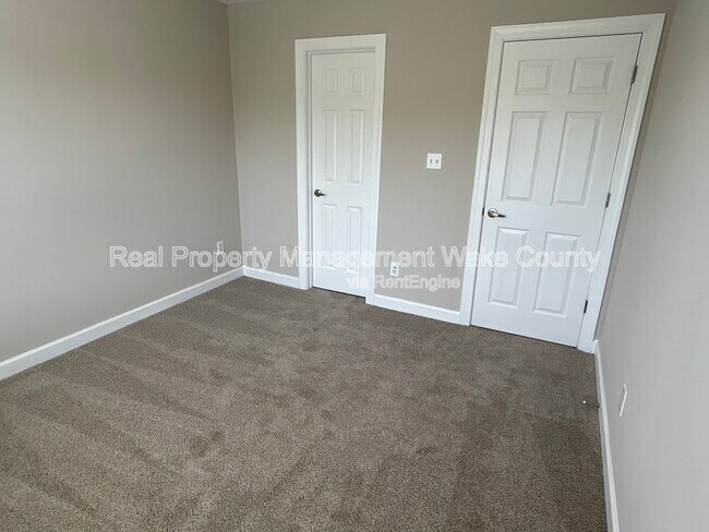Building Photo - 1100 Kirkeenan Cir