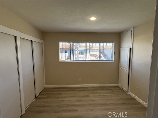 Building Photo - 40 Paradise Valley N