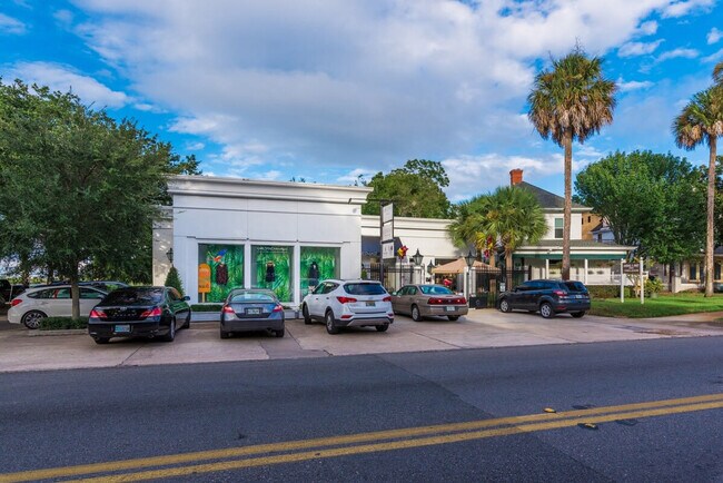 Building Photo - 27 Old Mission Ave