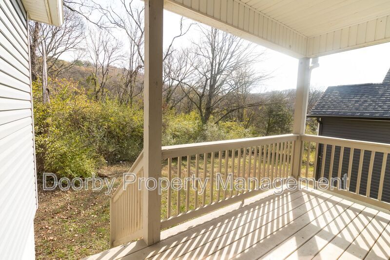 Building Photo - 3016 N Chamberlain Ave