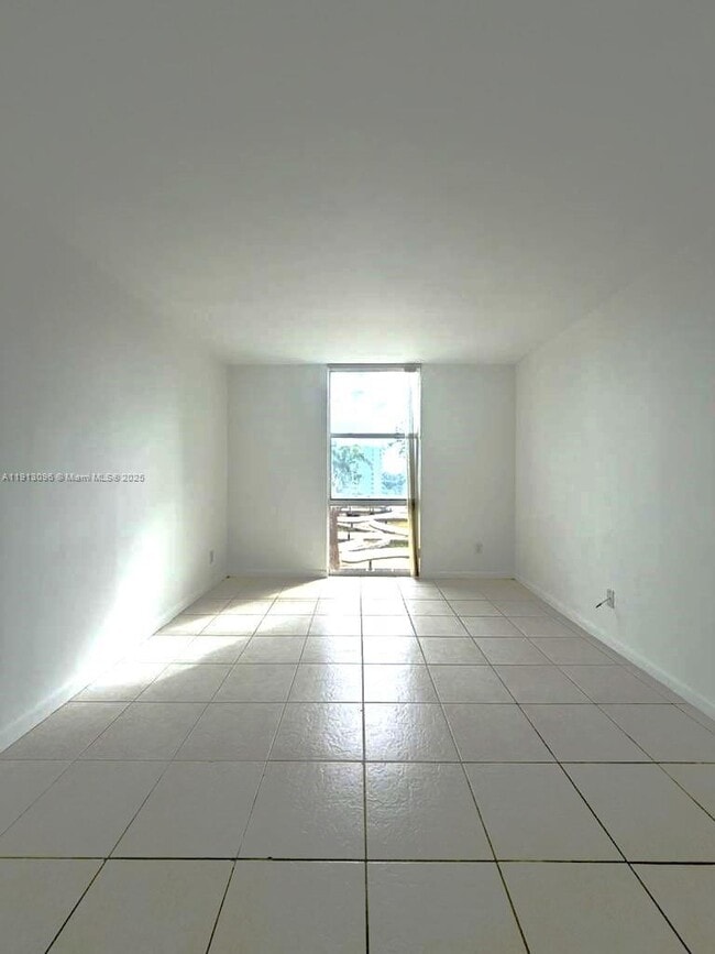 Building Photo - 13499 Biscayne Blvd