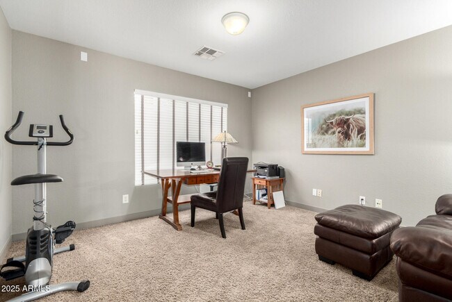 Building Photo - 9637 E Sundune Dr