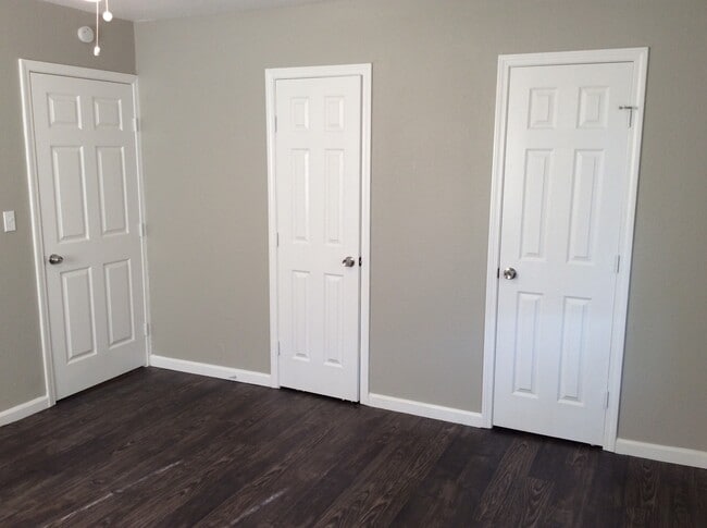 Building Photo - GREAT COLLEGE PROPERTY--PRE-LEASING FOR AUGUST! Completely Updated! 3 bedroom/2 bath Close to TTU...
