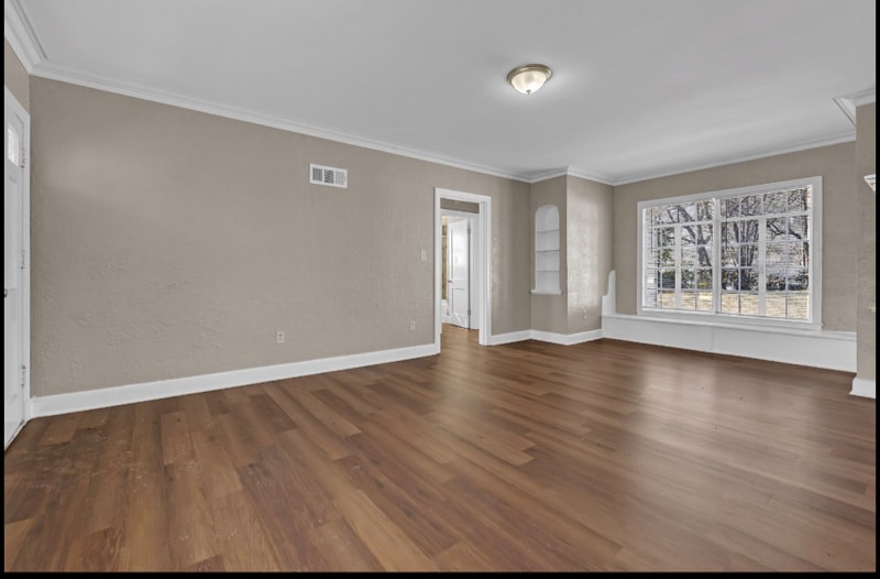 Building Photo - 3129 Hillis St