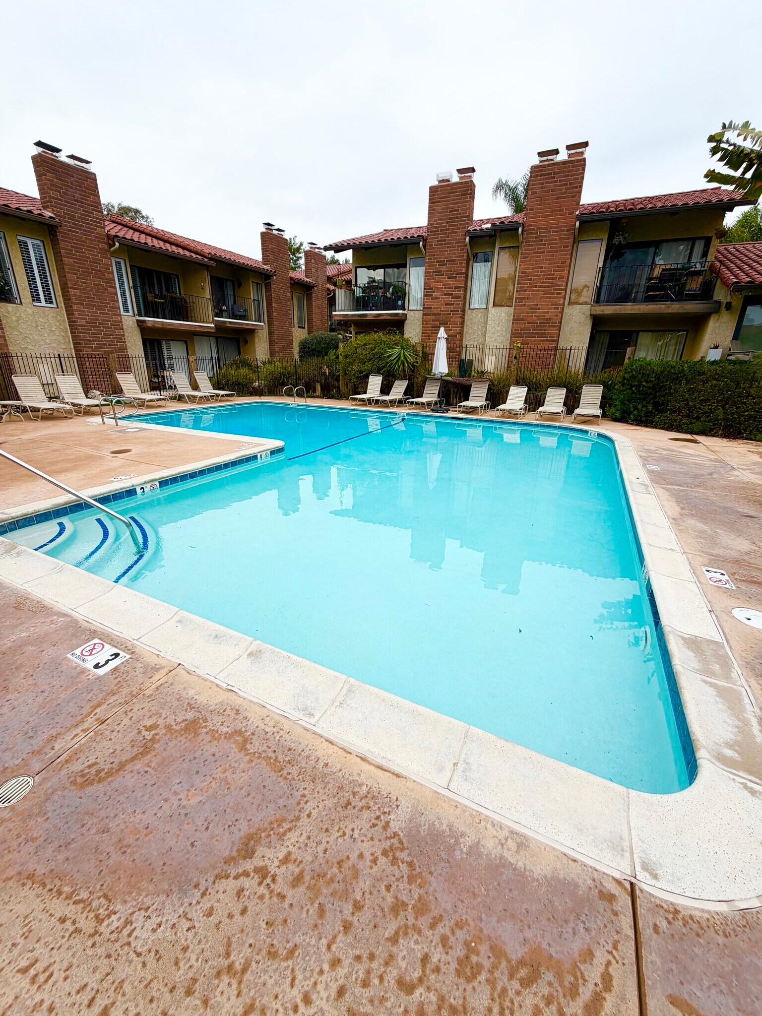 Building Photo - 1925 Alga Rd