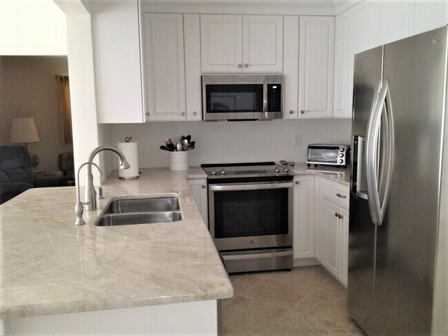 Building Photo - 2BR/2BA Detached Villa near the Atlanta Braves Stadium!