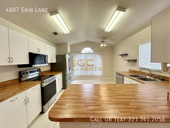 Building Photo - 4887 Erin Ln