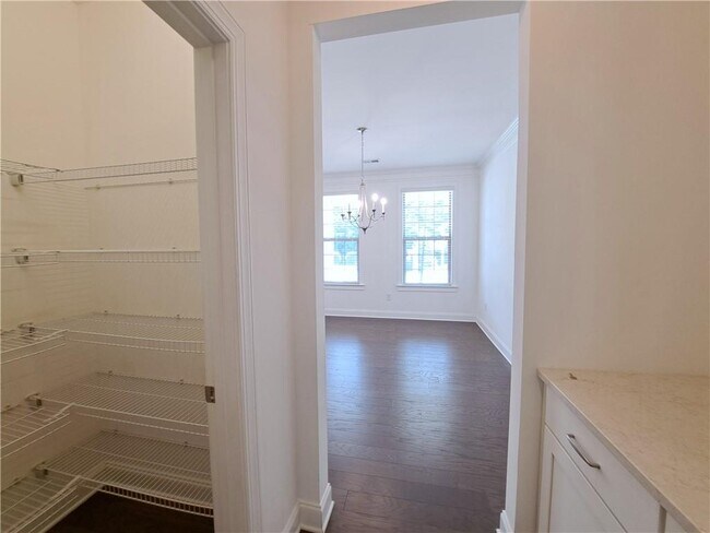 Building Photo - 1104 Hemingford Way