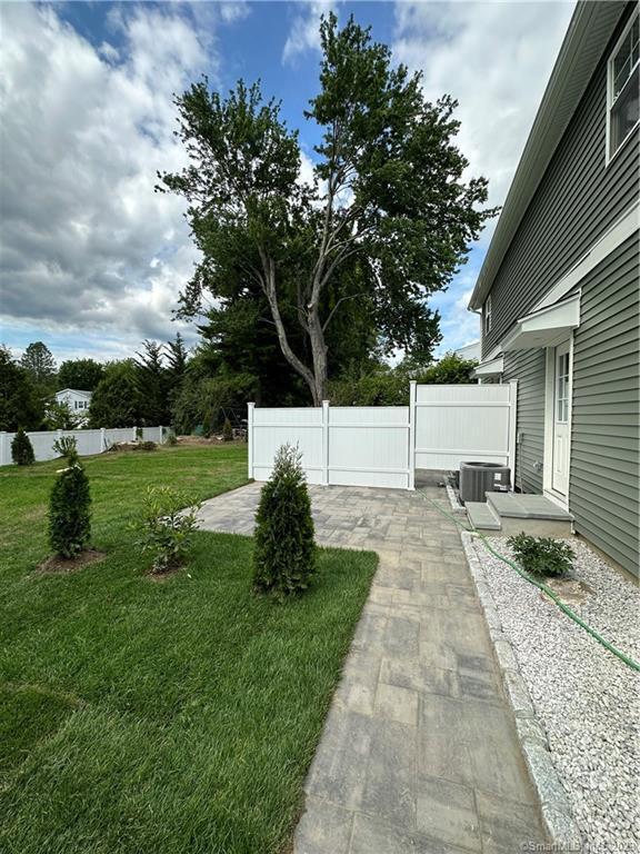 Building Photo - 66 Campfield Dr