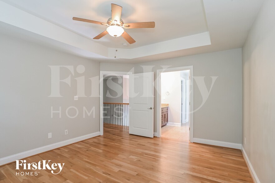 Building Photo - 5821 Parkstone Drive