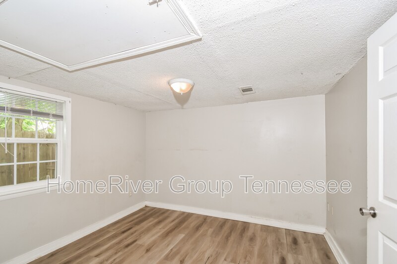 Building Photo - 5309 Longwood Cove