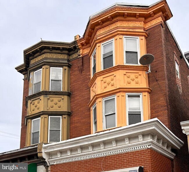 Building Photo - 5341 Market St