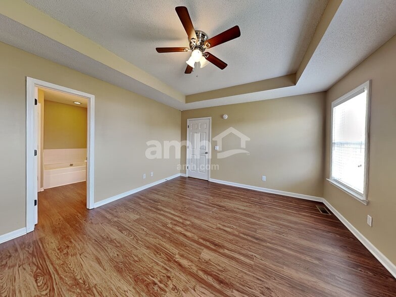 Building Photo - 3498 Torrington Ln