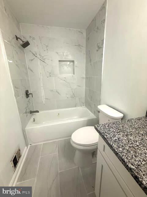 Building Photo - 510 Fairfax Ln