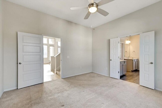Building Photo - 13700 Cibolo Trace