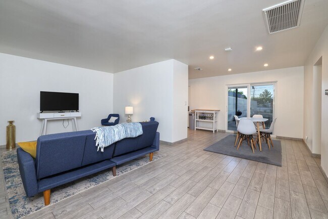 Building Photo - Live Close to Campus in Style – Sam Hughes...
