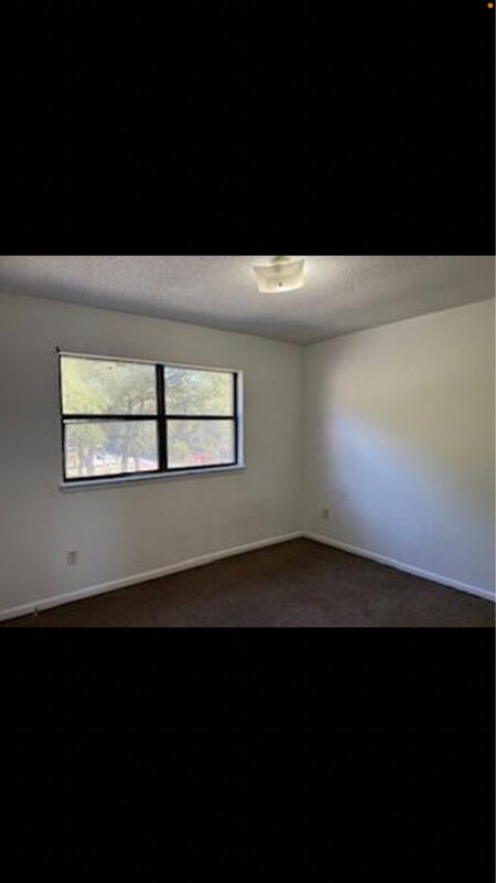 Building Photo - 696 Tyner St