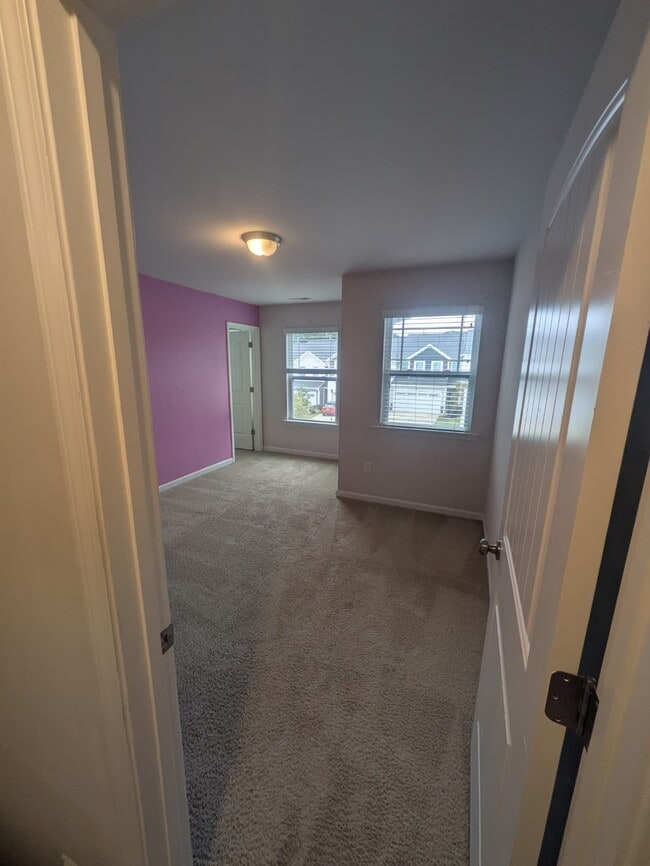 Building Photo - 784 Amarra Dr