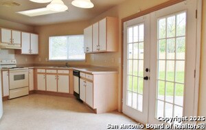 Building Photo - 10131 Amber Flora Dr