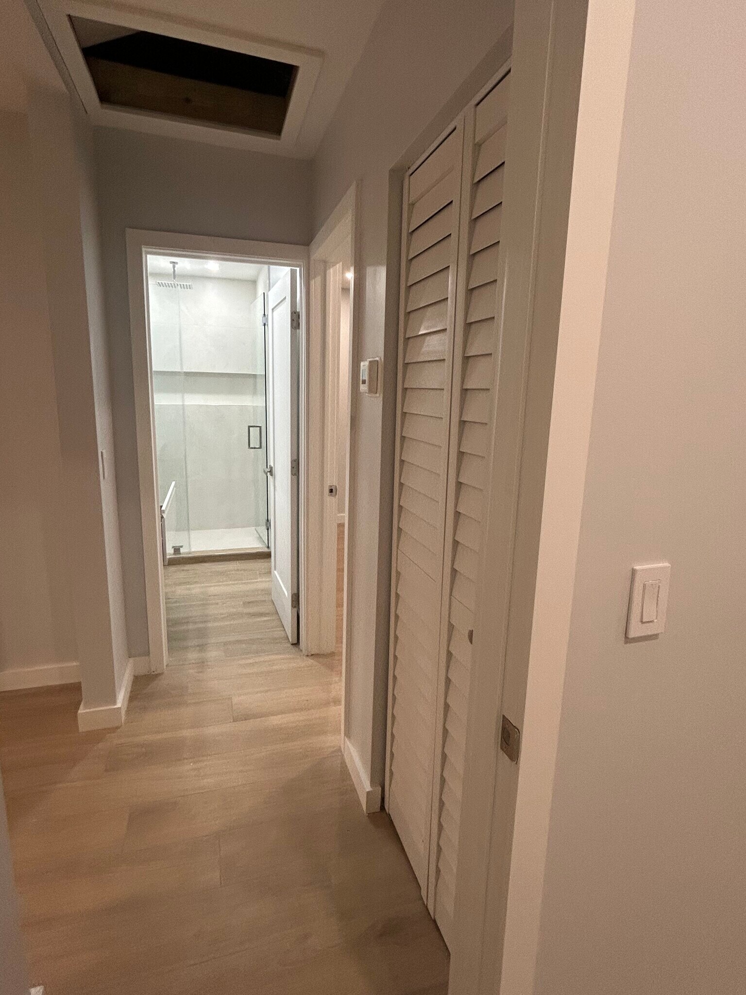 Building Photo - 6859 SW 37th St