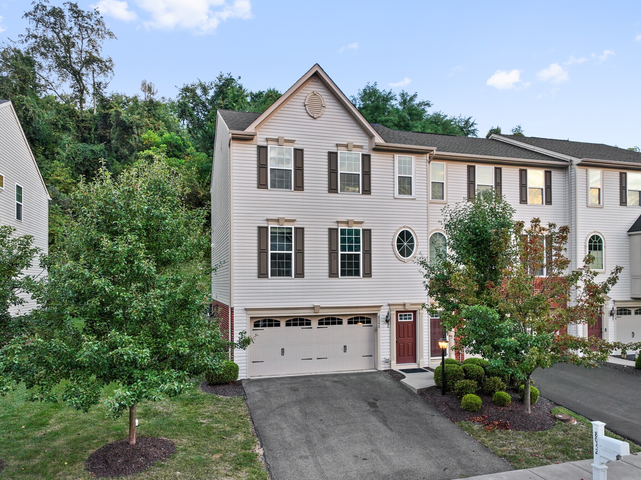 Building Photo - 8042 Hinsdale Ln