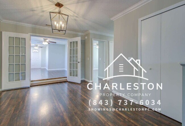 Building Photo - 156 Pecan Grove Ave