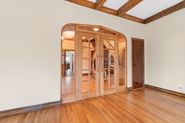 Building Photo - 2314 Palisade Ave