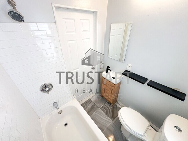 Building Photo - 1257 N 23rd St