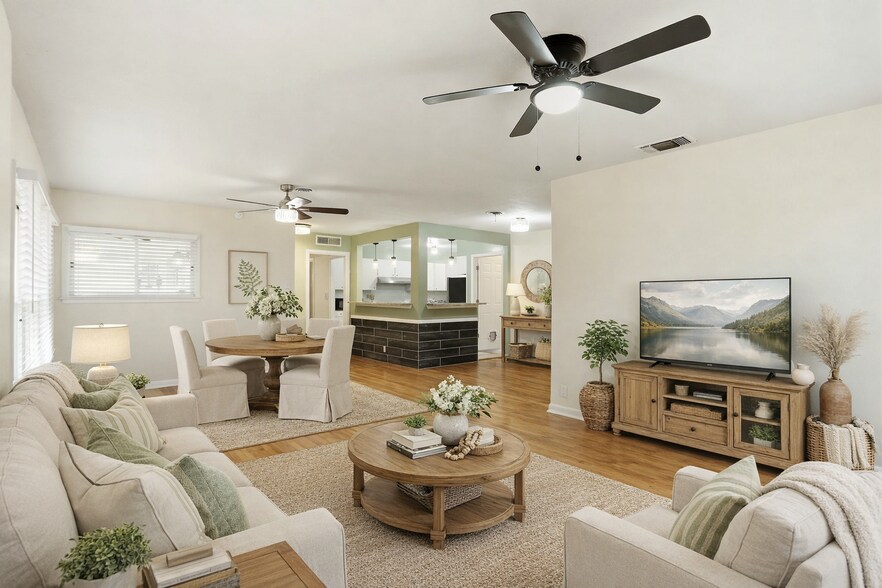 Building Photo - 518 Brightwood Pl